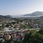 Melisails View Houses